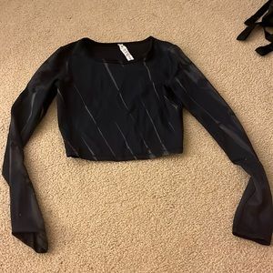 Lululemon Cropped Long Sleeve
